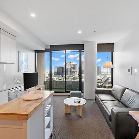 Resort Style Living Yarra Wharf 墨尔本 外观 照片