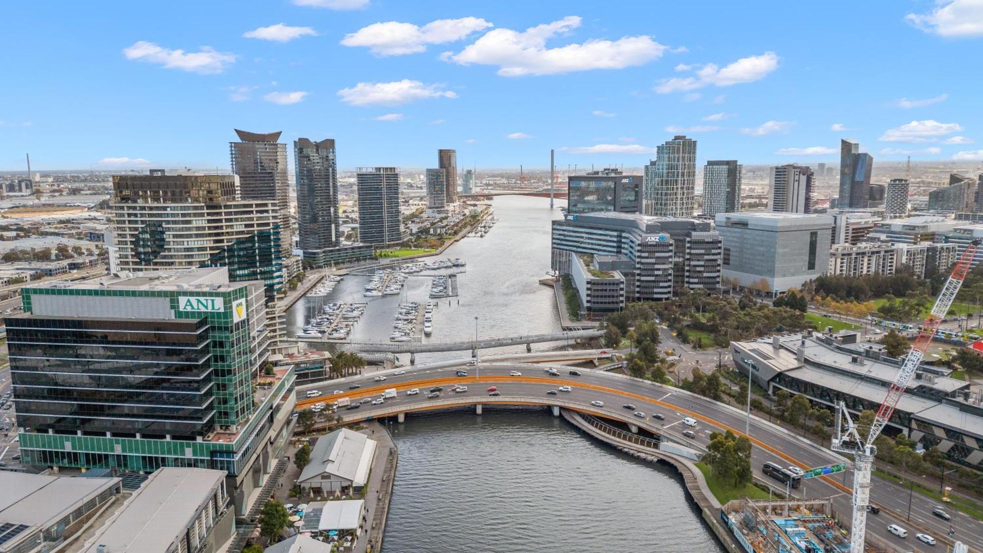 Resort Style Living Yarra Wharf 墨尔本 外观 照片