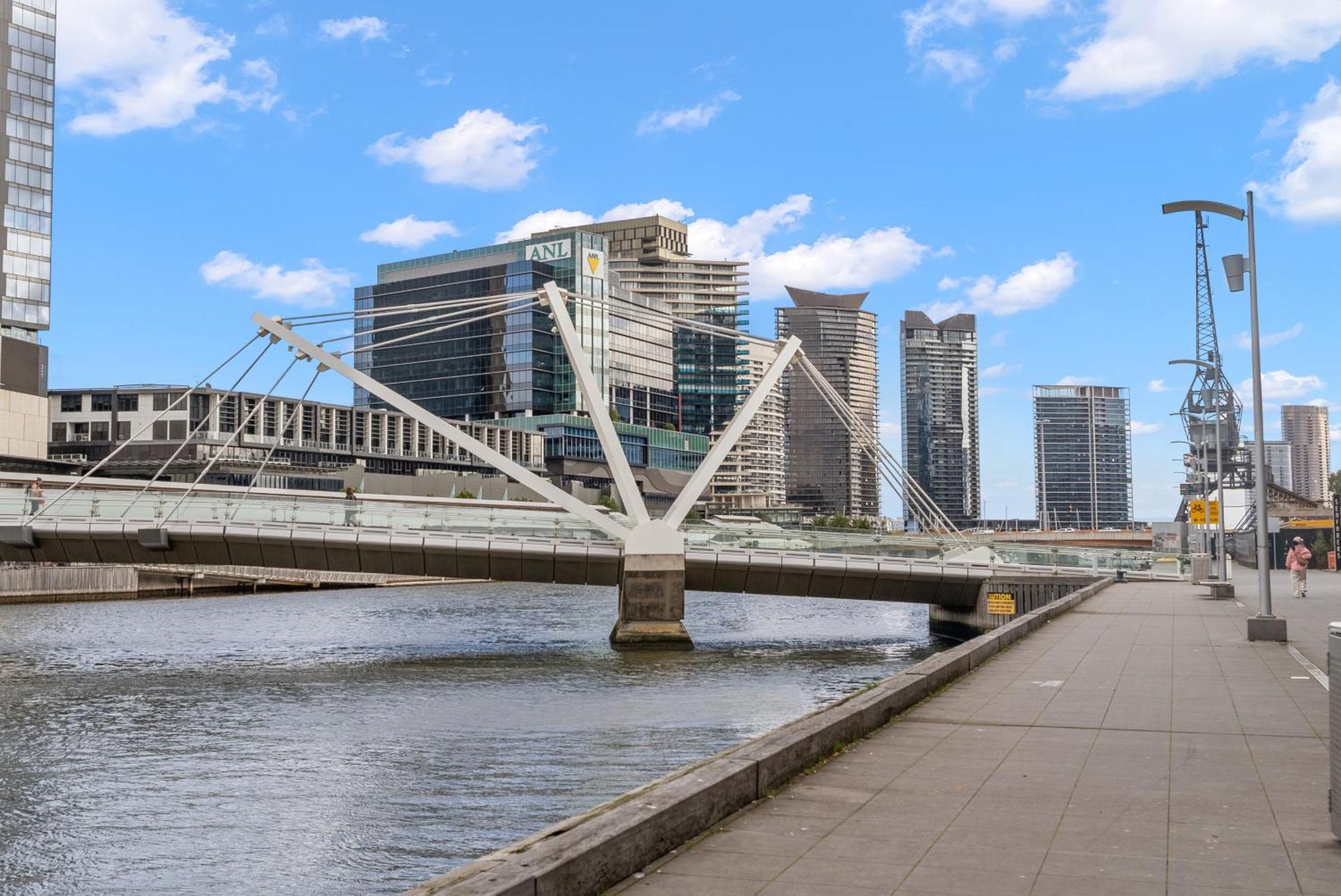 Resort Style Living Yarra Wharf 墨尔本 外观 照片
